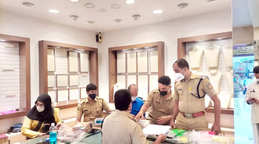 ജ്വ​ല്ല​റി നി​ക്ഷേ​പ ത​ട്ടി​പ്പ്: വ്യാജ പ്രചാരണങ്ങൾക്കെതിരെ നടപടി –പൊലീസ്