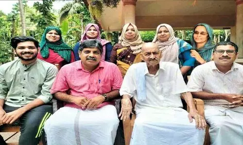 അ​ധ്യാ​പ​ക​ർ നി​റ​ഞ്ഞ്​ ചെ​റി​യ​ത്ത് ത​റ​വാ​ട്