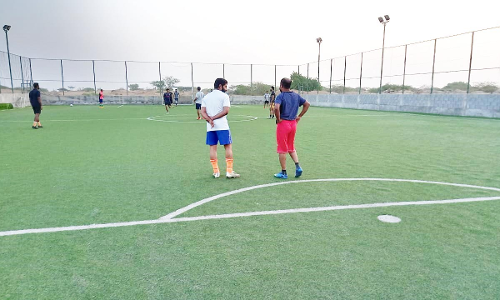 കോവിഡ് ഭീതി ഒഴിയുന്നു: കളി മൈതാനങ്ങൾ സജീവമായി തുടങ്ങി