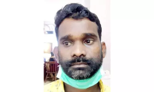 പ​തി​നൊ​ന്നു​കാ​ര​നെ ക്രൂ​ര​മാ​യി മ​ർ​ദി​ച്ച പി​താ​വ് റി​മാ​ൻ​ഡി​ൽ