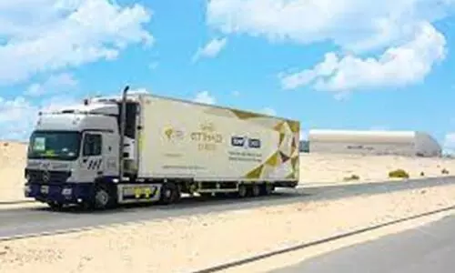 ച​ര​ക്കു​വാ​ഹ​ന​ങ്ങ​ളു​ടെ ക​സ്​​റ്റം​സ്​ ക്ലി​യ​റ​ൻ​സ്​ സ​മ​യം 52 മി​നി​റ്റാ​യി കു​റ​ഞ്ഞു