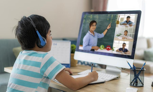 ക്ലാസ്റൂം സങ്കൽപങ്ങൾ അട്ടിമറിച്ച കൊറോണ