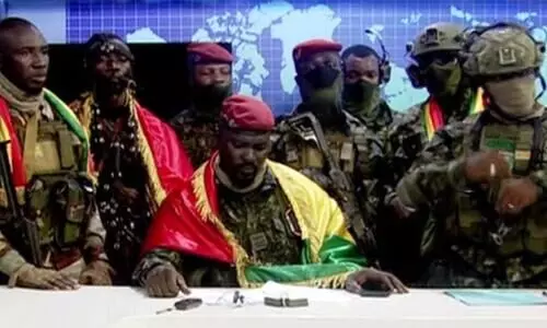 ഗിനിയിൽ സൈനിക അട്ടിമറി; സർക്കാർ പിരിച്ചുവിട്ടു, അതിർത്തികൾ അടച്ചു