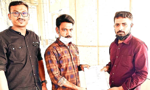 സു​മ​ന​സ്സു​ക​ളു​ടെ ഇ​ട​പെ​ട​ലി​ൽ ഷ​മീ​ർ നാ​ട​ണ​ഞ്ഞു