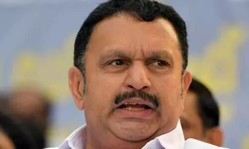 ഉമ്മൻചാണ്ടിയും ചെന്നിത്തലയും ഇന്ത്യയും പാകിസ്താനുമല്ല; സതീശന്‍റെ സന്ദർശനത്തെ പിന്തുണച്ച് കെ. മുരളീധരൻ