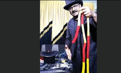 കെ.​ഇ.​എ സി​റ്റി ഏ​രി​യ മാ​ജി​ക് ഷോ ​സം​ഘ​ടി​പ്പി​ച്ചു