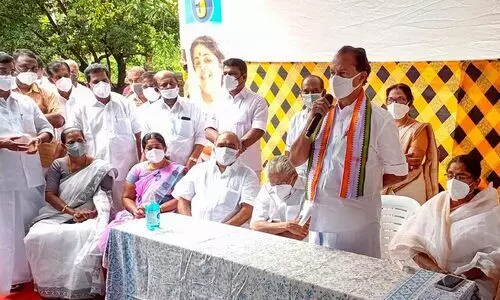 നേതാക്കളുടെ തെറ്റ് തിരുത്തുേമ്പാൾ അസഹിഷ്ണുത കാട്ടേണ്ട –പി.ടി. തോമസ് നേതാക്കളുടെ തെറ്റ് തിരുത്തുേമ്പാൾ അസഹിഷ്ണുത കാട്ടേണ്ട –പി.ടി. തോമസ്