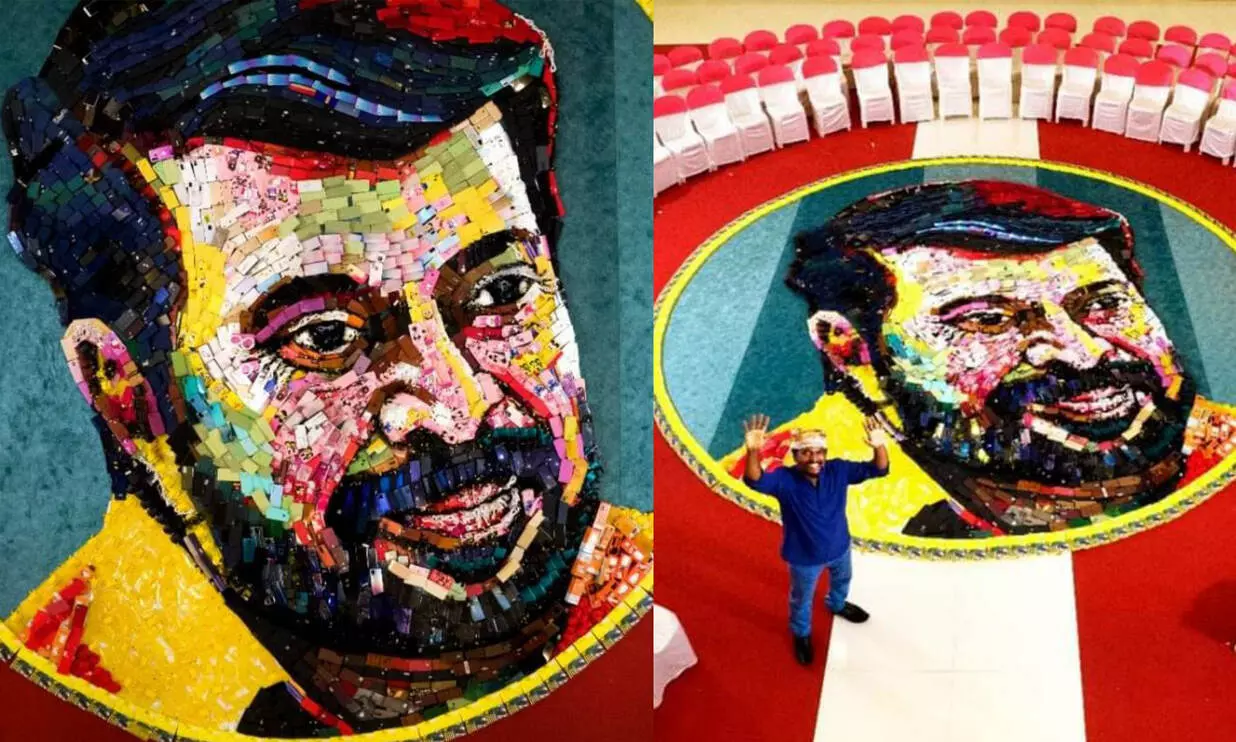 600 മൊബൈല് ഫോണുകള് കൊണ്ട് മമ്മൂട്ടി ചിത്രമൊരുക്കി ഡാവിഞ്ചി സുരേഷ് 600 മൊബൈല് ഫോണുകള് കൊണ്ട് മമ്മൂട്ടി ചിത്രമൊരുക്കി ഡാവിഞ്ചി സുരേഷ്