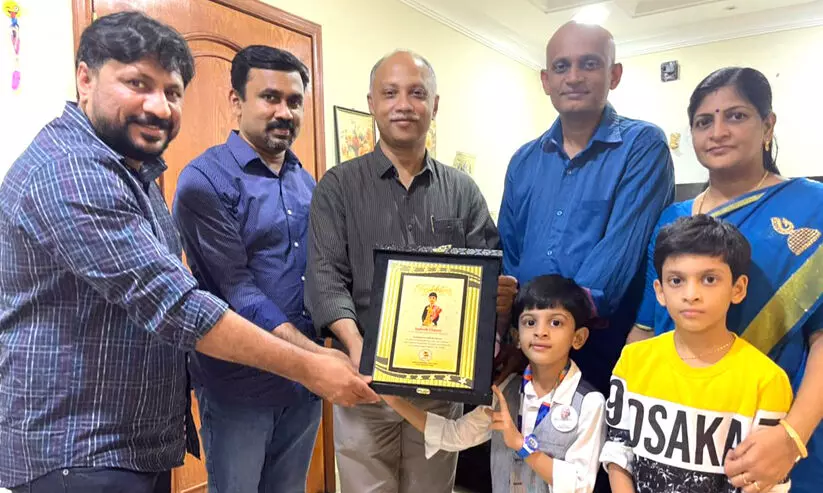 സാത്വികിന് ഡിസ്പാക്കിെൻറ ആദരവ് സാത്വികിന് ഡിസ്പാക്കിെൻറ ആദരവ്