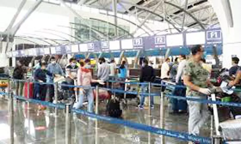 ഒമാനിലെ വിദേശ ജനസംഖ്യ 37 ശതമാനമായി കുറഞ്ഞു