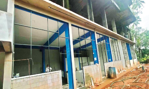 കോട്ടക്കലിലെ വൈദ്യുതി ഓഫിസിന് പുതിയ കെട്ടിടം നിർമാണം പുരോഗമിക്കുന്നു