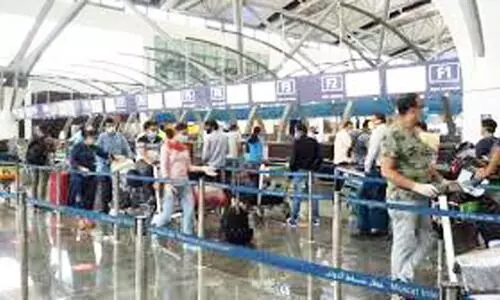 ഒമാനിലെ വിദേശ ജനസംഖ്യ 37 ശതമാനമായി കുറഞ്ഞു