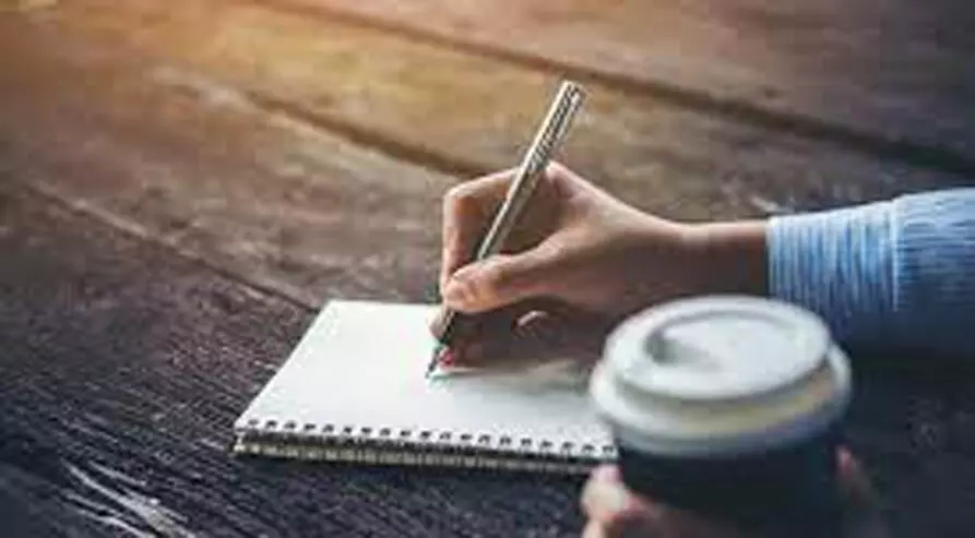 സുവനീറിലേക്ക്​ സൃഷ്​ടികൾ ക്ഷണിച്ചു