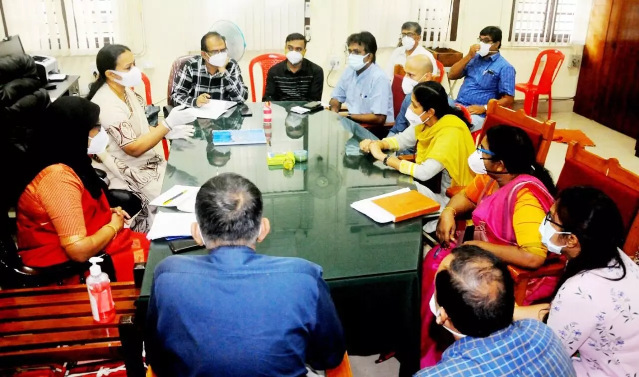 Minister Veena George at mediaal college Minister Veena George at mediaal college