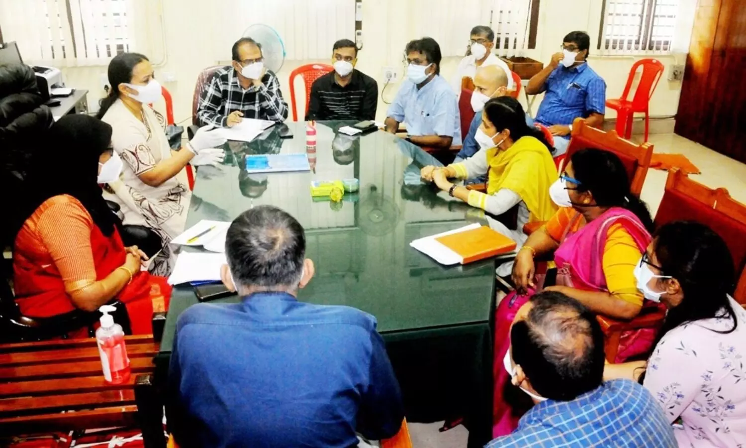 Minister Veena George at mediaal college