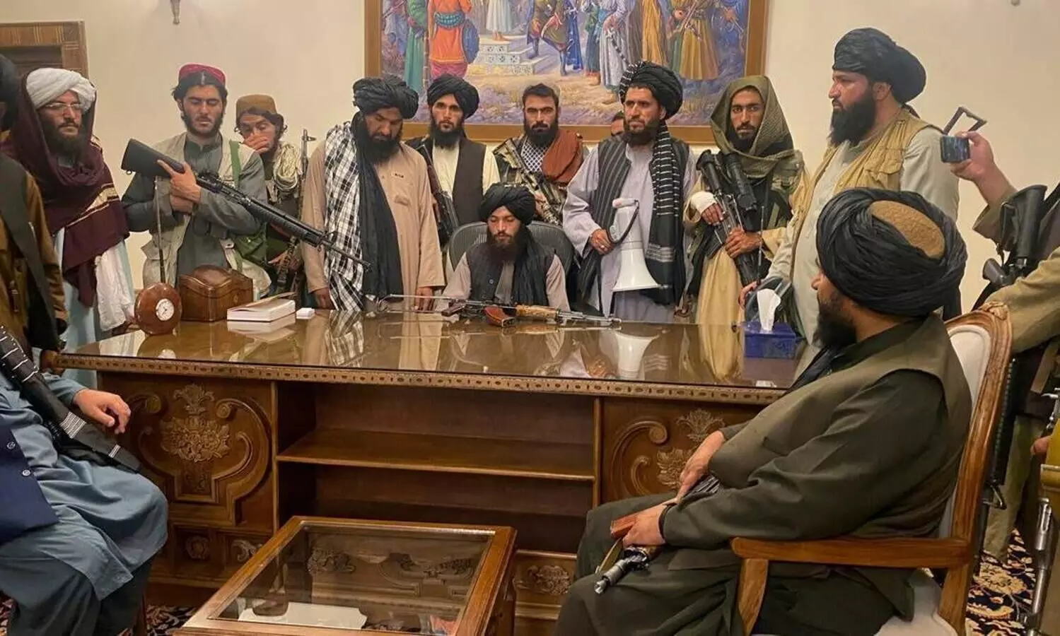 താ​ലി​ബാ​ൻ മ​ന്ത്രി​മാ​രി​ൽ 14 പേ​ർ ര​ക്ഷാ​സ​മി​തി ക​രി​മ്പ​ട്ടി​ക​യി​ലു​ള്ള​വ​ർ