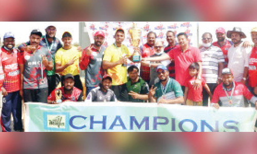 മാ​സ്​​റ്റേ​ഴ്​​സ് റി​യാ​ദ് സ​തീ​ഷ് മെ​മ്മോ​റി​യ​ൽ ക്രി​ക്ക​റ്റ് ടൂ​ർ​ണ​മെൻറ്​: ഇ​ന്ത്യ​ൻ വാ​രി​യേ​ഴ്‌​സ് ചാ​മ്പ്യ​ൻ​മാ​ർ