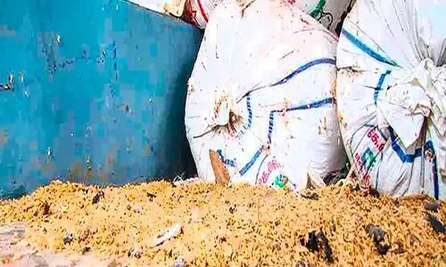 കൃ​ഷി​വ​കു​പ്പ് ഏ​റ്റെ​ടു​ക്കാ​തെ നാലര ടൺ നെല്ല് നശിക്കുന്നു