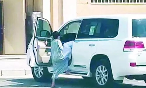 കുട്ടികൾ കാർ ഒാടിച്ചു: കുടുംബത്തിനെതിരെ നടപടിയുണ്ടാകും