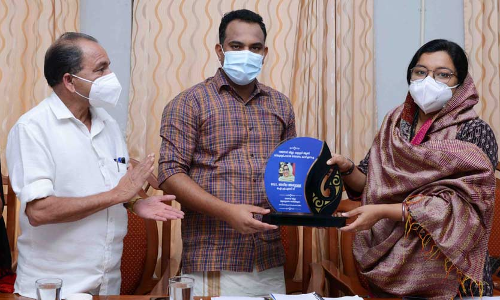 കലക്​ടർ ഡോ. അദീല അബ്​ദുല്ലക്ക്​ യാത്രയയപ്പ്