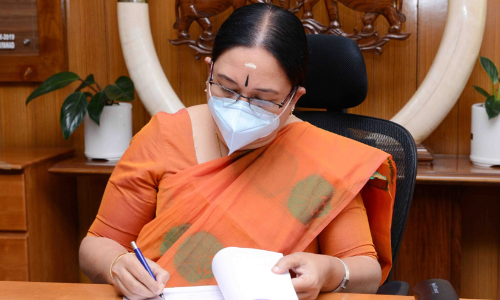 വയനാട്​ ജില്ലാ കലക്ടറായി എ. ഗീത ചുമതലയേറ്റു