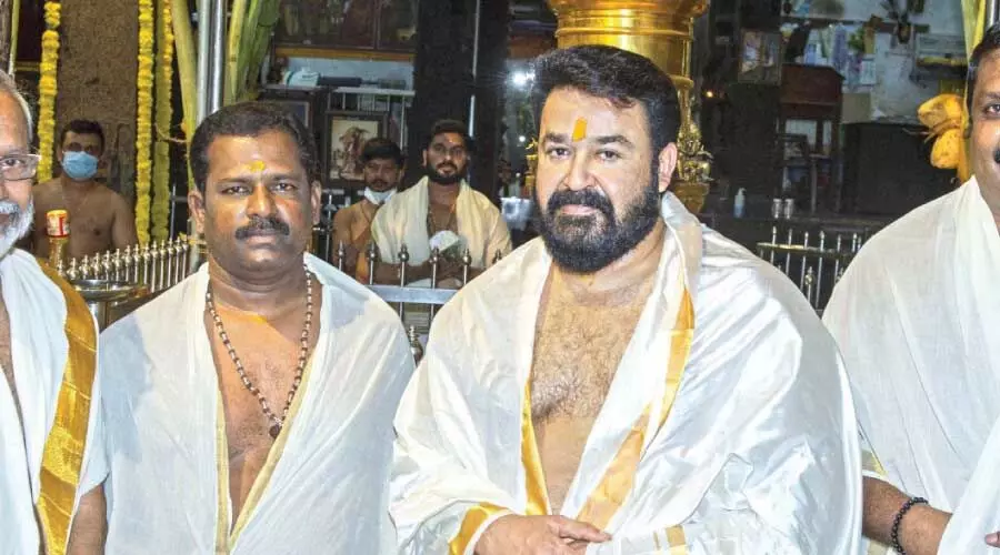 മോഹന്ലാല് ഗുരുവായൂരിൽ മോഹന്ലാല് ഗുരുവായൂരിൽ