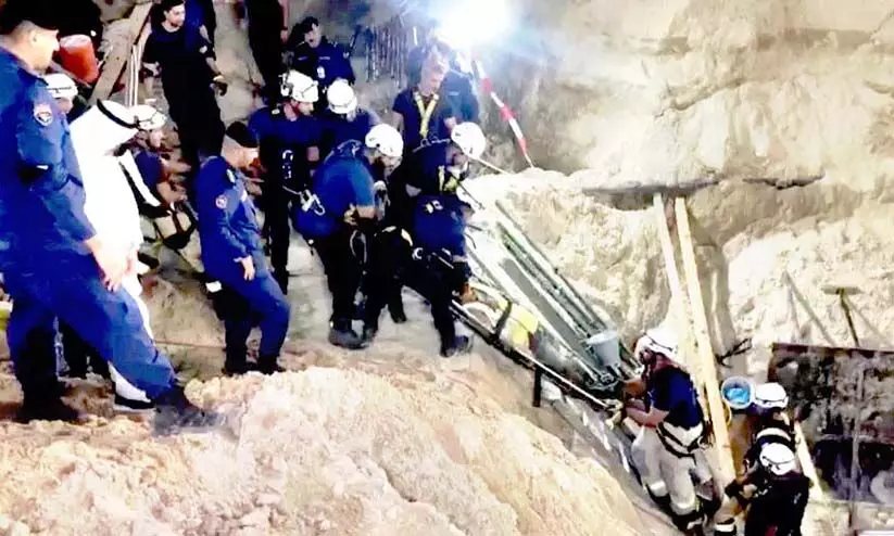 മണ്ണിടിച്ചിൽ: കാണാതായ രണ്ട് തൊഴിലാളികൾ മരിച്ചു മണ്ണിടിച്ചിൽ: കാണാതായ രണ്ട് തൊഴിലാളികൾ മരിച്ചു