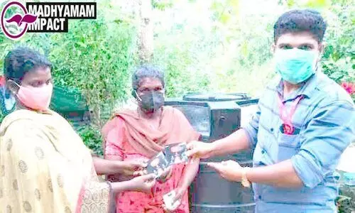 കവറേജില്ലാത്തതിന് താൽക്കാലിക പരിഹാരം; പഠനം ഇനി വീട്ടില്‍