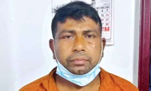 ദിർഹം തട്ടിപ്പ്: പ്രതി ഒടുവിൽ പിടിയിൽ; രണ്ടുപേർ കൂടി പൊലീസ് വലയിൽ