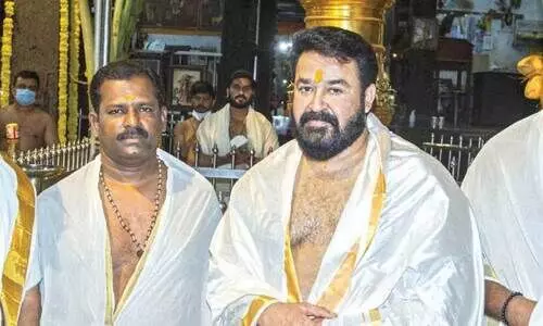 മോഹന്ലാല് ഗുരുവായൂരിൽ മോഹന്ലാല് ഗുരുവായൂരിൽ