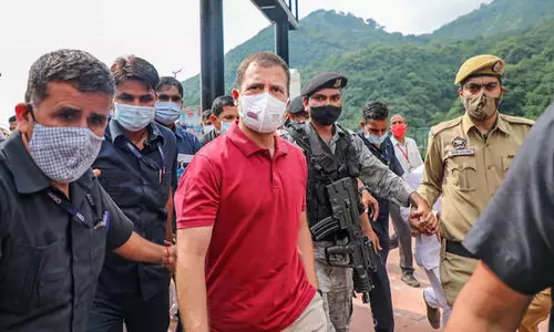 Rahul Gandhi visits Vaishno Devi temple