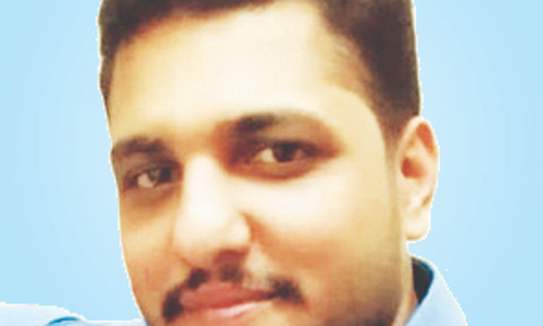 താ​മ​ര​ശേ​രി ചു​ര​ത്തി​ൽ വാ​ഹ​നാ​പ​ക​ടം, ഒ​രാ​ൾ    മ​രി​ച്ചു; മൂ​ന്നു പേ​ർ​ക്ക് പ​രി​ക്ക്