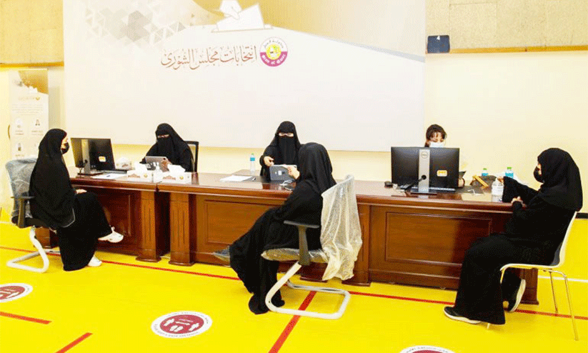 ശൂറാ കൗൺസിൽ തെരഞ്ഞെടുപ്പ്​: സ്ഥാനാർഥികളും വോട്ടർമാരുമായി ശ്രദ്ധേയ സ്​ത്രീസാന്നിധ്യം