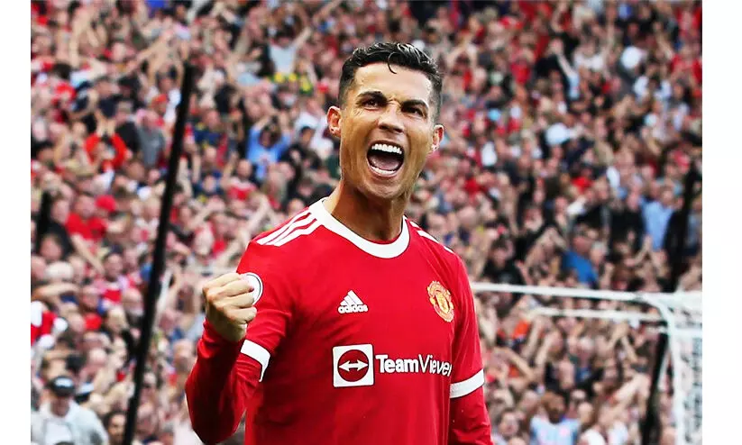 തിരുമ്പി വന്തിട്ടേന്ന് സൊല്ല്; റോണോ ഡബിളിൽ യുനൈറ്റഡിന് തകർപ്പൻ ജയം തിരുമ്പി വന്തിട്ടേന്ന് സൊല്ല്; റോണോ ഡബിളിൽ യുനൈറ്റഡിന് തകർപ്പൻ ജയം