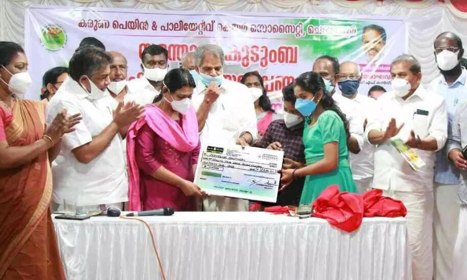 പല കാര്യങ്ങളിലും കേരളം ലോക രാജ്യങ്ങൾക്കൊപ്പം- എ.വിജയരാഘവൻ