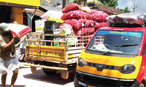 നി​പ: ഒ​രാ​ഴ്ച​യാ​യി അടച്ചുപൂട്ടിയ വീട്ടകങ്ങളിൽ സഹായത്തിന് മുറവിളി