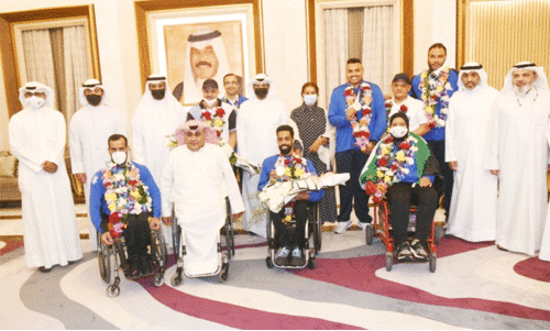 പാരലിമ്പിക്​സ്​ താരങ്ങളെ ആദരിച്ചു