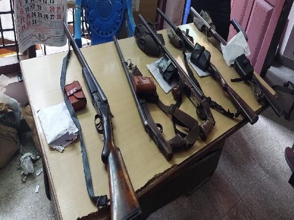 വ്യാജ ലൈസൻസുള്ള തോക്ക്​; മൂന്ന്​ കശ്​മീർ സ്വദേശികൾക്കെതിരെ കേസ്