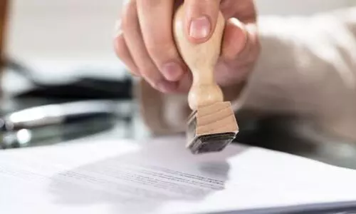 ഇഖാമ, റീ-എൻട്രി: നവംബർ വരെ പുതുക്കി നൽകും; രാജകൽപന ആയിരങ്ങൾക്ക് ആശ്വാസം ഇഖാമ, റീ-എൻട്രി: നവംബർ വരെ പുതുക്കി നൽകും; രാജകൽപന ആയിരങ്ങൾക്ക് ആശ്വാസം