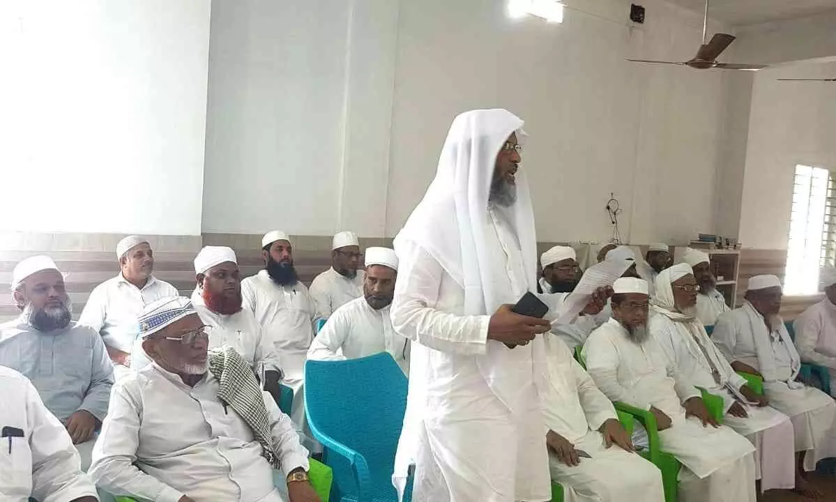 മതമേലധ്യക്ഷൻമാർ കലാപാന്തരീക്ഷം സൃഷ്ടിക്കരുത് -ജംഇയ്യത്തുൽ ഉലമായെ ഹിന്ദ് മതമേലധ്യക്ഷൻമാർ കലാപാന്തരീക്ഷം സൃഷ്ടിക്കരുത് -ജംഇയ്യത്തുൽ ഉലമായെ ഹിന്ദ്