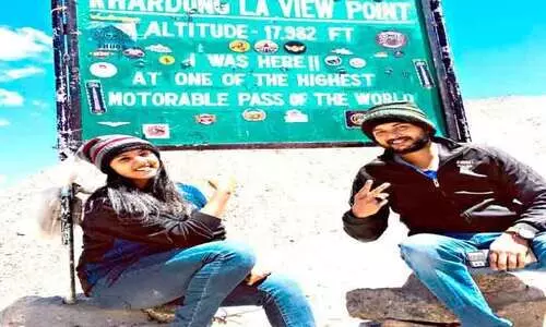 ഇന്ത്യയെ കണ്ടെത്താൻ യുവദമ്പതികളുടെ ഭാരതപര്യടനം