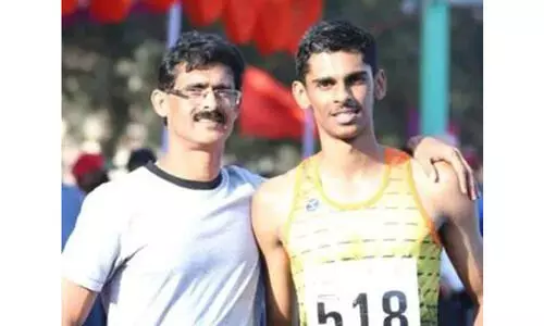 ഒളിമ്പിക്​സിലെ മോശം പ്രകടനം: ശ്രീ​ശ​ങ്ക​റി​െൻറ പ​രി​ശീ​ല​ക സ്ഥാ​ന​ത്തു​നി​ന്ന്​ പി​താ​വ്​ മു​ര​ളി പു​റ​ത്ത്​