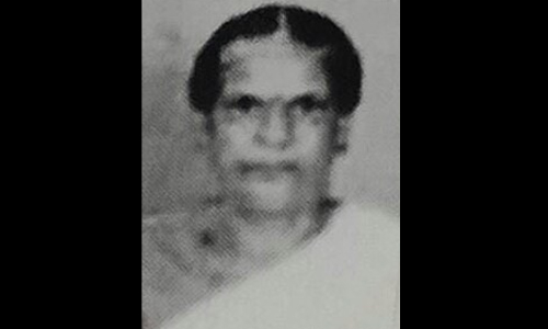 ഒറ്റക്ക് താമസിച്ചിരുന്ന വയോധിക മരിച്ച നിലയിൽ; മൃതദേഹത്തിന് പത്ത് ദിവസം പഴക്കം