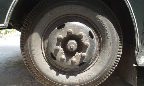 ചുരം റോഡിൽ ബസി​െൻറ ബ്രേക്ക് നഷ്​ടപ്പെട്ടു; ഒഴിവായത് വൻ ദുരന്തം