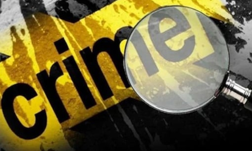 കൈതച്ചെടിയിൽ പിടിച്ചു നിന്ന ഭാര്യയെ ചെരിപ്പുകൊണ്ടടിച്ച്​ മരണത്തിലേക്ക്​ തള്ളി; കൊടും ക്രൂരതയുടെ കാരണമിതാണ്​