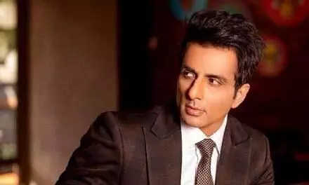 ആം ആദ്​മിയുമായി സഹകരിച്ചു; സോനു സൂദിന്‍റെ ഉടമസ്ഥതയിലുള്ള ആറ്​ സ്ഥലങ്ങളിൽ ആദായ നികുതി റെയ്​ഡ്​