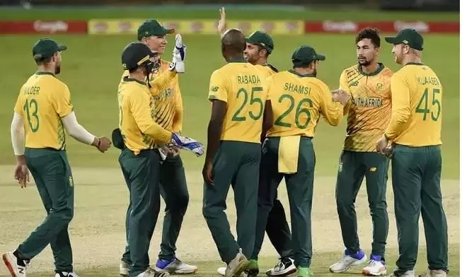 ശ്രീലങ്കയെ 10 വിക്കറ്റിന് തകർത്തു; ട്വൻറി 20 പരമ്പര ദക്ഷിണാഫ്രിക്ക തൂത്തുവാരി ശ്രീലങ്കയെ 10 വിക്കറ്റിന് തകർത്തു; ട്വൻറി 20 പരമ്പര ദക്ഷിണാഫ്രിക്ക തൂത്തുവാരി