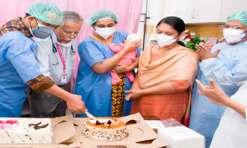 പിച്ചവെച്ചത്​ ദുർഘട രോഗവഴികളിൽ,  വിസ്​മയമായി പിഞ്ചുകുഞ്ഞ്