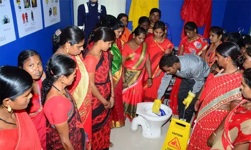 കേരളത്തില്‍ വേള്‍ഡ് ടോയ്​ലറ്റ്​ കോളജ് സ്ഥാപിക്കാൻ  ഹാര്‍പിക്