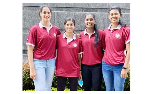 അഭിമാനം ഈ പെൺപട